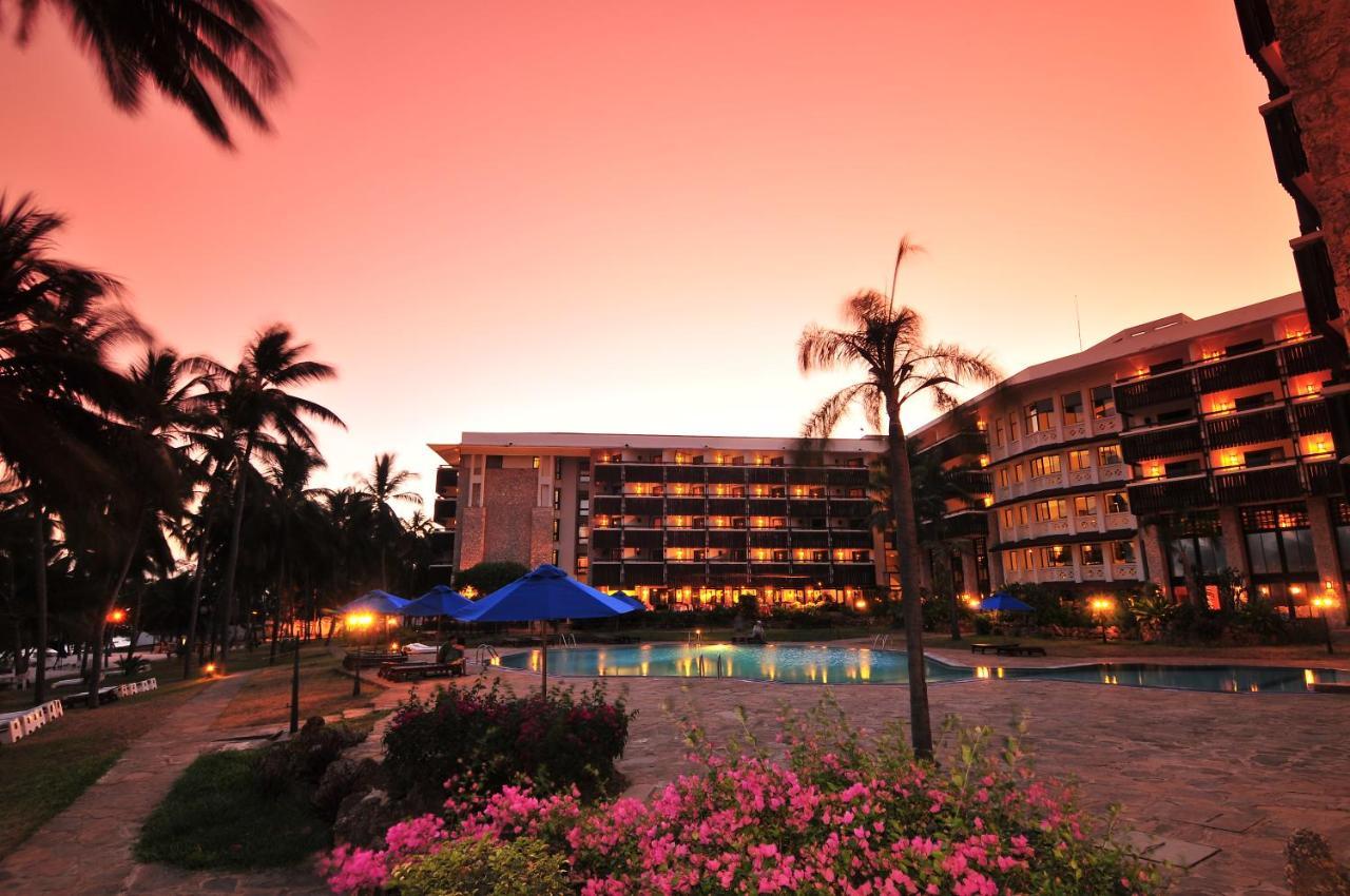 Mombasa Continental Resort Shanzu Exterior photo