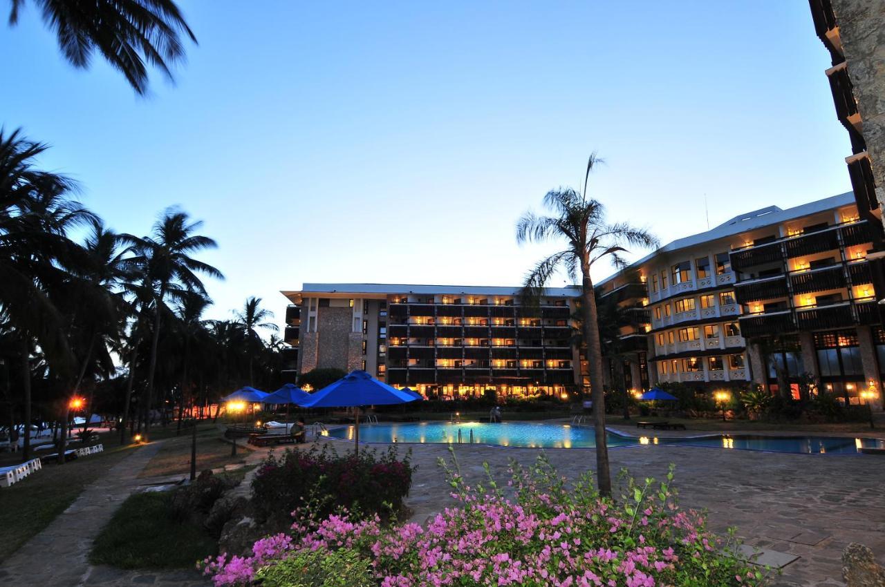 Mombasa Continental Resort Shanzu Exterior photo